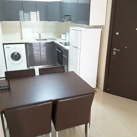 Lighthouse By The Sea Lovely 2bdr Apartament *