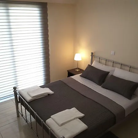 Lighthouse By The Sea Lovely 2bdr Apartament Pafos
