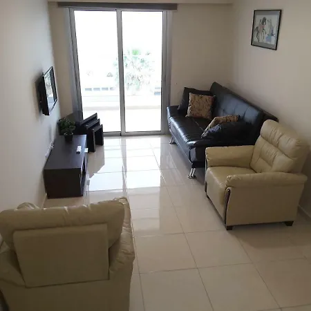 Lighthouse By The Sea Lovely 2bdr Apartament *